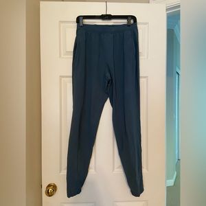 Men’s small Lulu lemon joggers